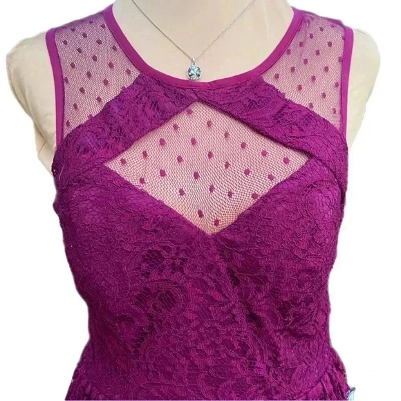 CITY STUDIO Mini Dress Sz 7 (Small) Lace Burgundy Sleeveless Fit Flare NWT - Picture 8 of 16